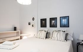 Alhóndiga Suite Apartment with Terrace